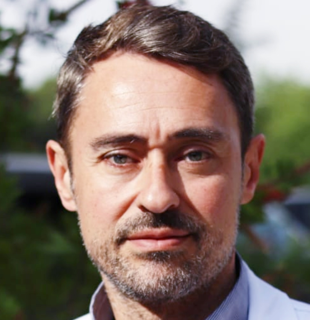 Evolocumab cumple 10 años: cómo un anticuerpo monoclonal redefinió el manejo de la dislipemia, de FOURIER a VESALIUS-CV