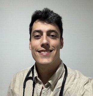 PCI frente a tratamiento conservador antes de TAVI en pacientes con enfermedad coronaria significativa