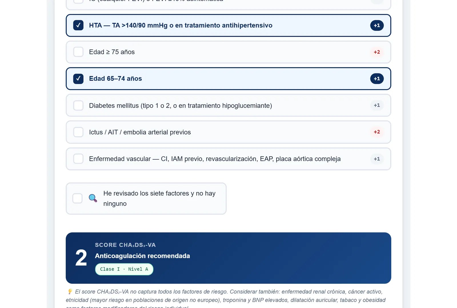 Paso de riesgo: hipertensión y edad de 65 a 74 años marcadas; CHA2DS2-VA de 2, anticoagulación recomendada, clase I, nivel A